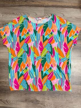 Vibrant Multi-Color Leaf-Print Short Sleeve Tee - Women